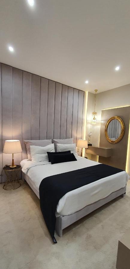 Lingos Hotel Florina Luaran gambar