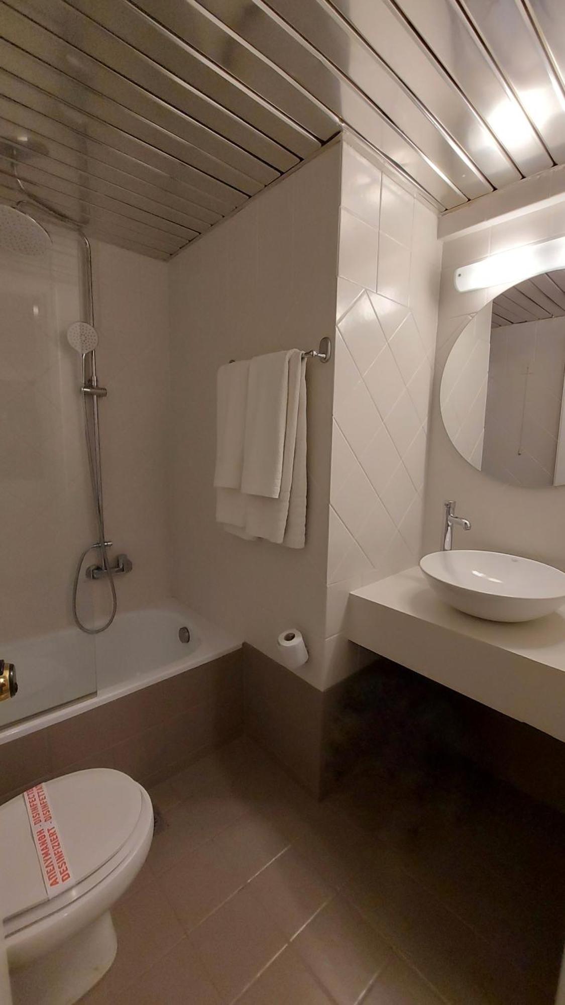 Lingos Hotel Florina Luaran gambar