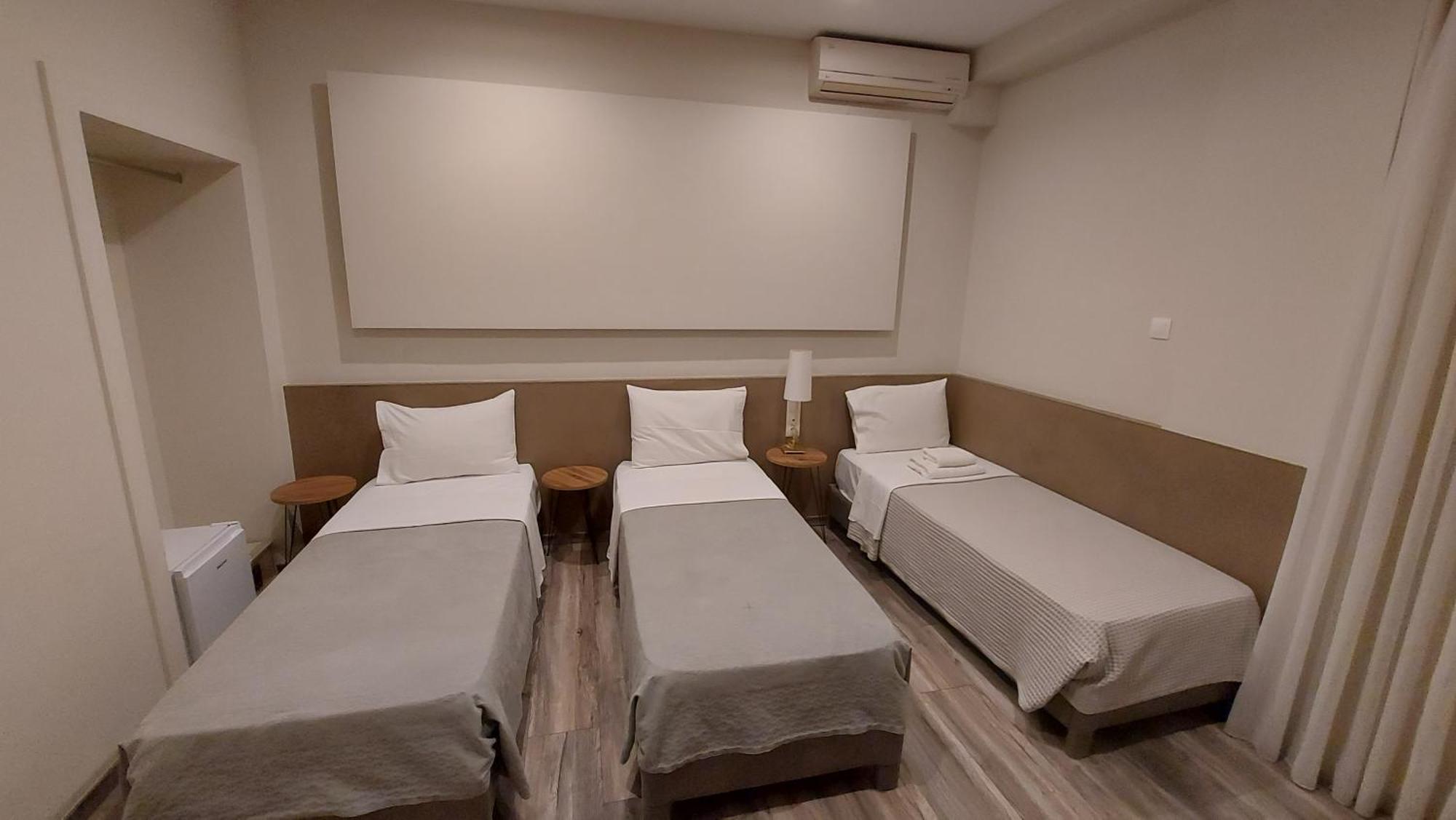 Lingos Hotel Florina Luaran gambar
